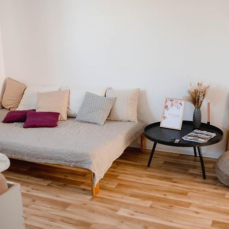 Apartman U Sklepu Sardice ภายนอก รูปภาพ