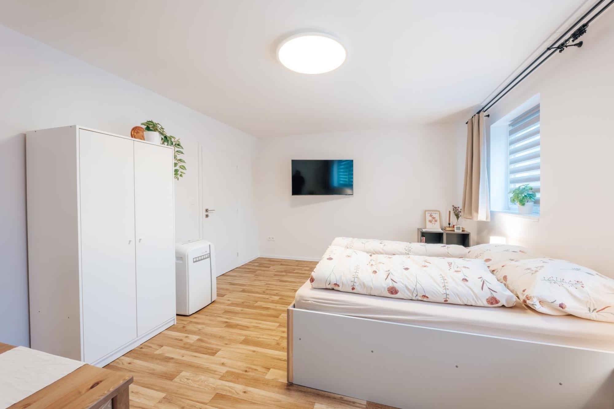 Apartman U Sklepu Sardice ภายนอก รูปภาพ