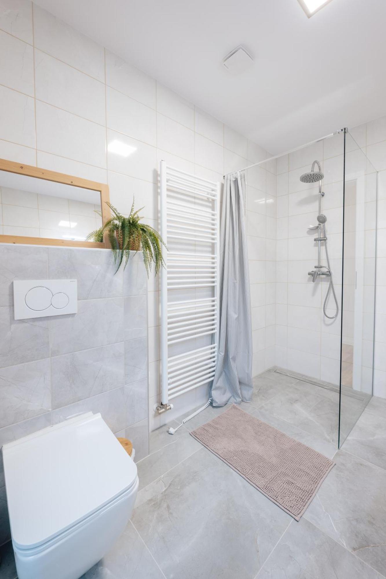 Apartman U Sklepu Sardice ภายนอก รูปภาพ