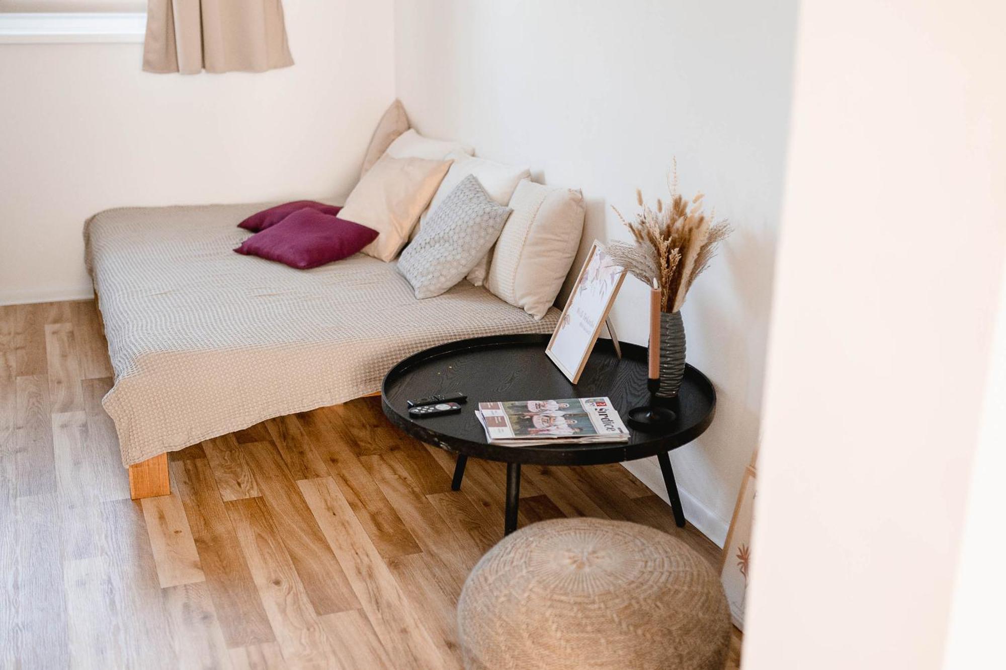 Apartman U Sklepu Sardice ภายนอก รูปภาพ